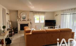 Maison 7 Pièces 206 m² à vendre à Saint-Romain-de-Benet (17600)