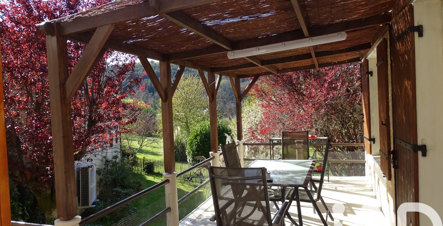Vente Maison/villa 6 pièces — photo 1
