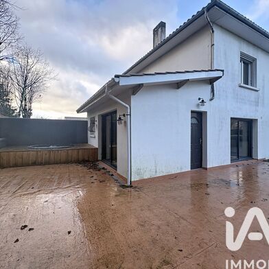 Appartement 4 pièces 255000 €