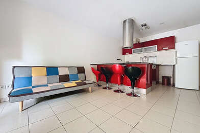 Appartement 2 pièces 830 €