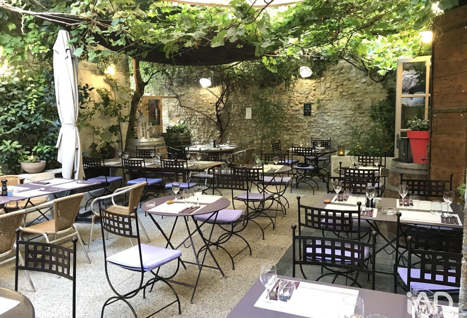 Vente Restaurant 121 m&sup2; — photo 1