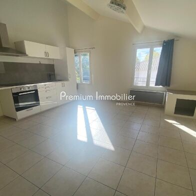 Appartement 2 pièces 670 €