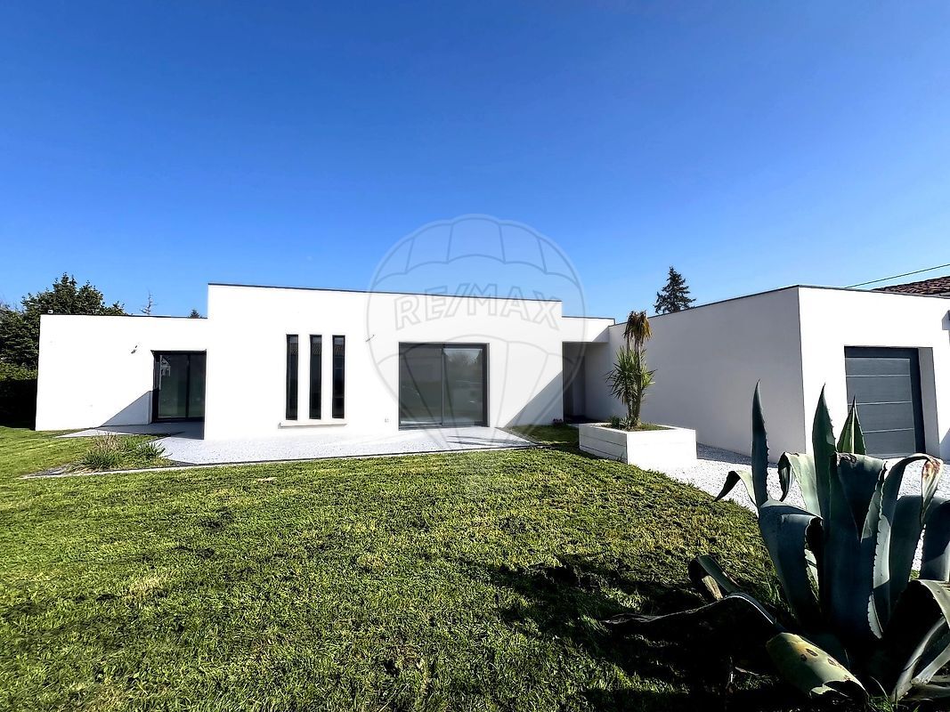 Villa / Maison  T4 à vendre Chaillevette 17890