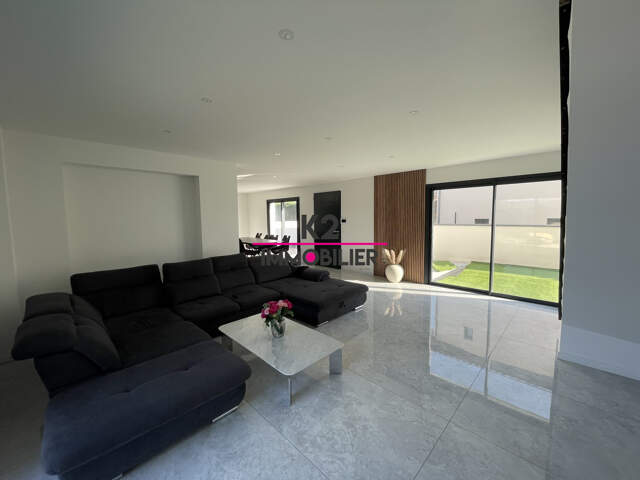 VILLA RECENTE 143 M² 4 chambres — photo du bien
