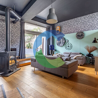 Maison 7 pièces 399000 €