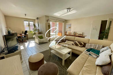 Appartement 5 pièces 230000 €