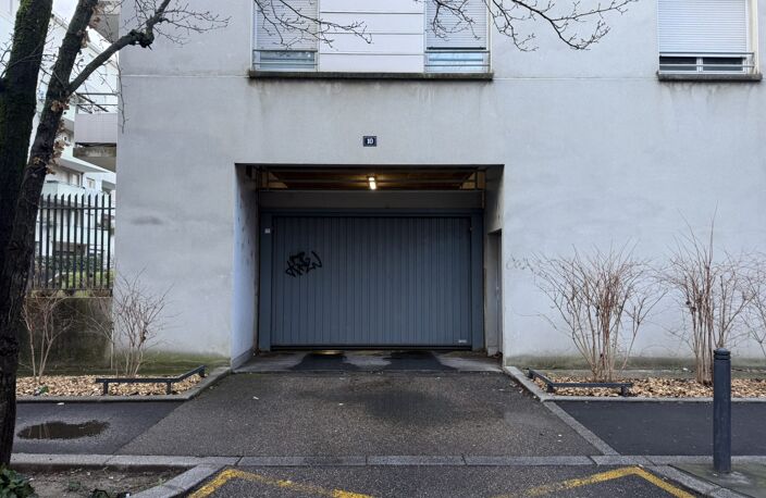 Garage de 14,36 m² en sous-sol — photo 3