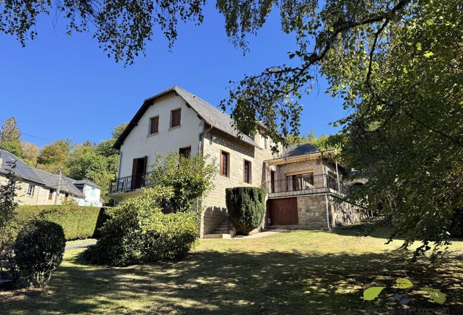 CORREZE — photo 1