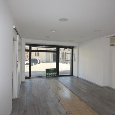 Commerce  140000 €