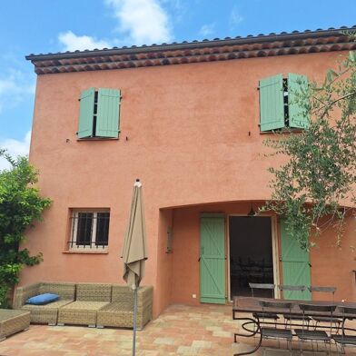 Maison 4 pièces 2500 €