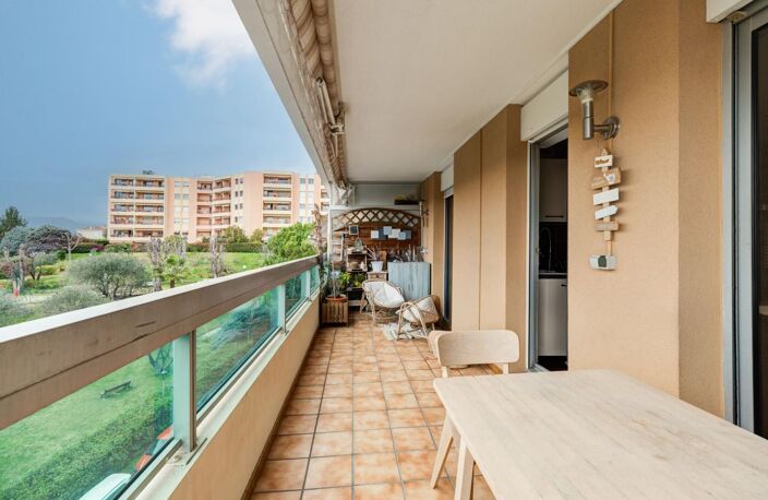 Appartement À Vendre — photo 3