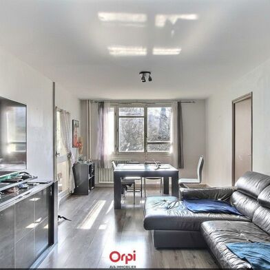 Appartement 4 pièces 172000 €