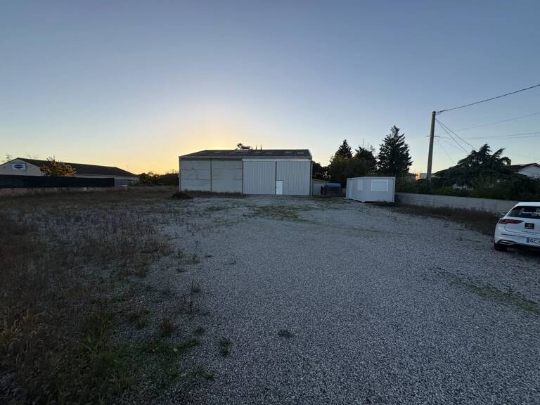 LOCAL COMMERCIAL — photo 1