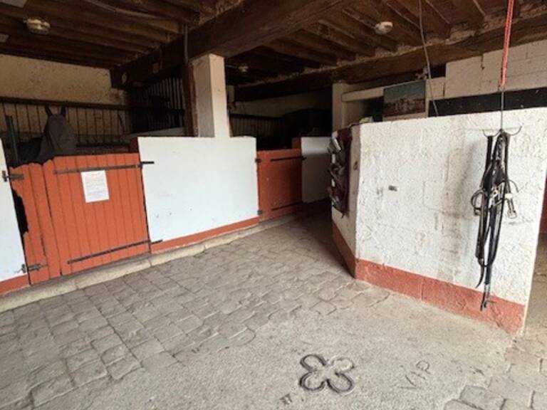Corps de ferme équestre du XIXᵉ siècle — photo 1