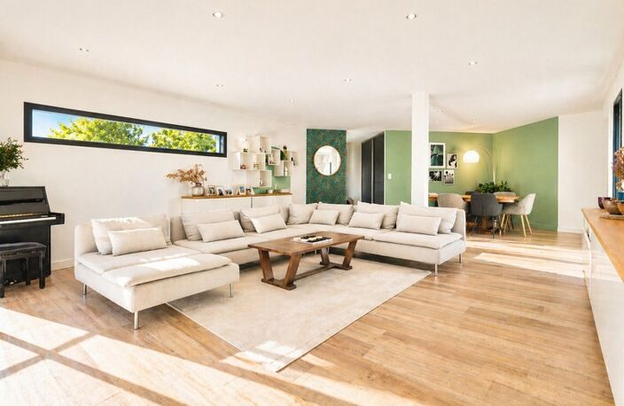 Très belle contemporaine avec piscine - prestations de qualité - 4 chambres + bureau - 215m2 — photo 3