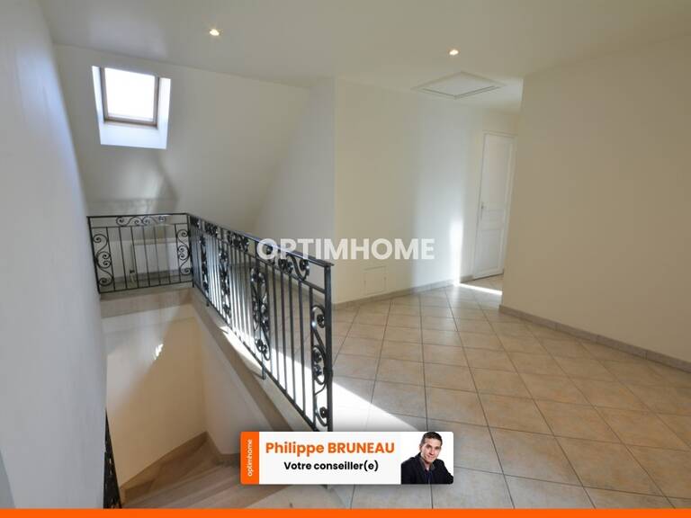 Grande maison familiale avec potentiel professionnel intégré — photo 1