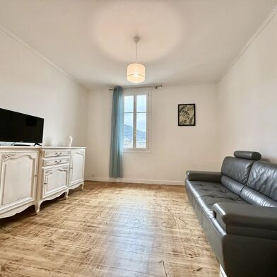 Maison 3 pièces 1220 €