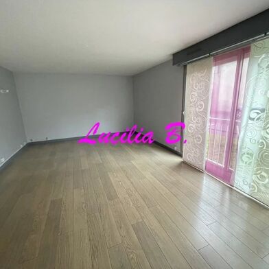 Appartement 2 pièces 615 €