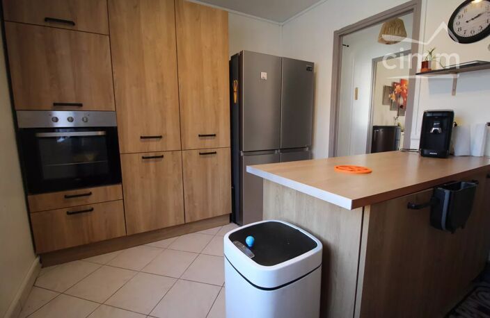 A vendre une maison rénovée de plain pied avec terrasse, jardin — photo 4
