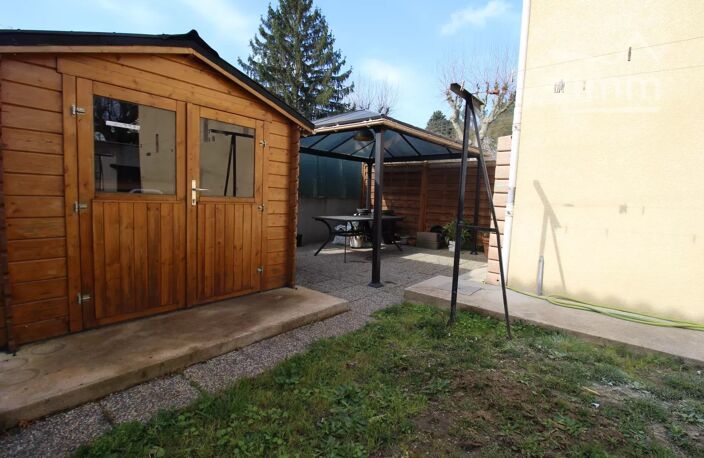 A vendre une maison avec, logement indépendant, garage et jardin — photo 3