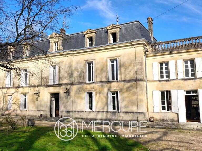 MAISON DE MAITRE AU COEUR D'UN DOMAINE — photo 1