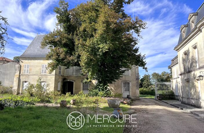 MAISON DE MAITRE AU COEUR D'UN DOMAINE — photo 2