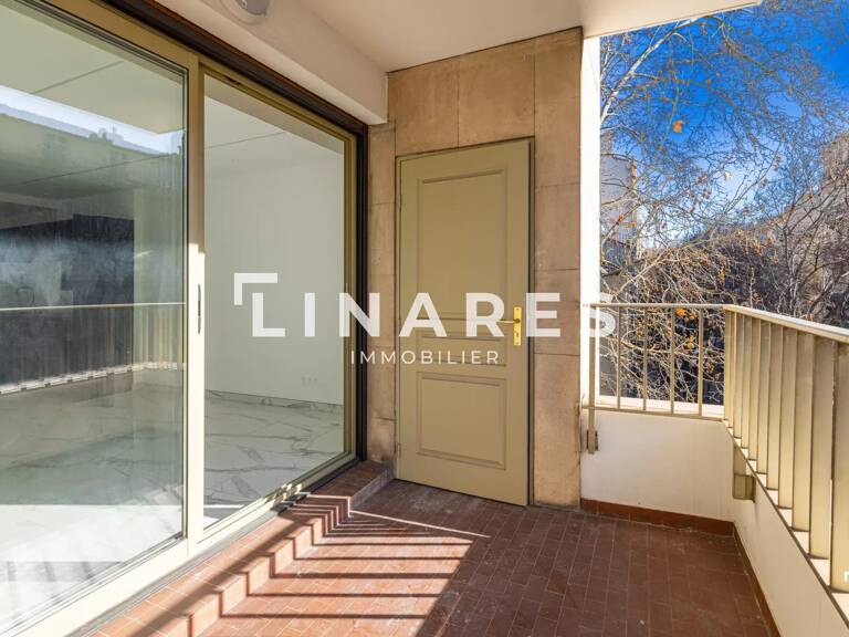 LIBERAR - Appartement T4 de 70m² - Balcons - Cave - 13004 Cinq A — photo 1