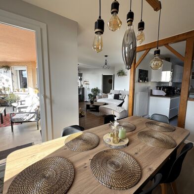 Appartement 5 pièces 270000 €