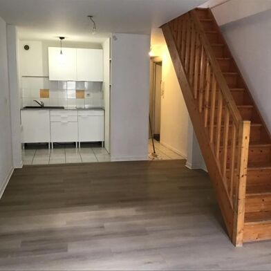 Appartement 3 pièces 920 €