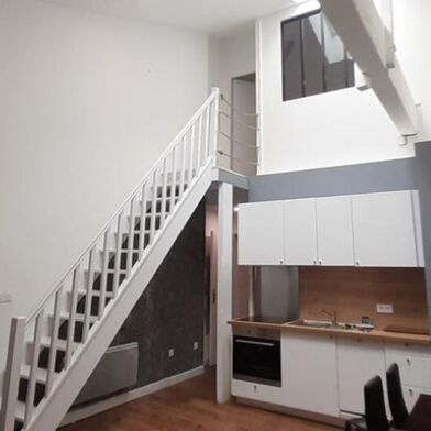 Appartement 4 pièces 890 €