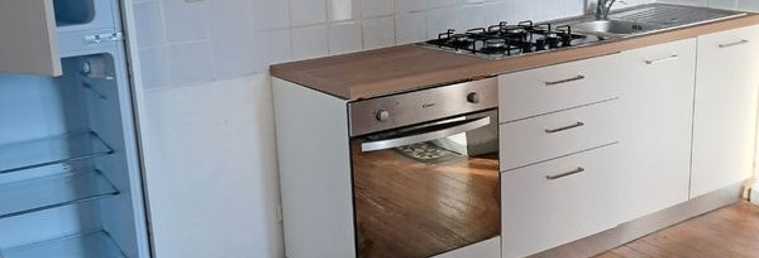 Maison 4 Pièces 80 m² à louer à Sainte-Terre (33350)