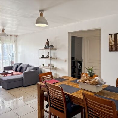 Appartement 3 pièces 215000 €