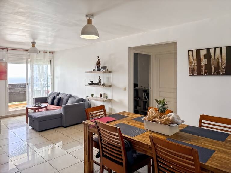 À VENDRE – T3 avec vue mer – Bas de Bois de Nèfles — photo 1