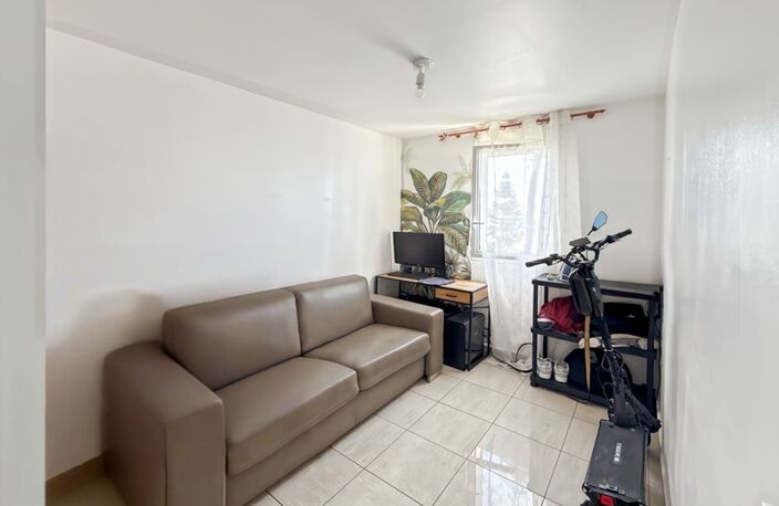 À VENDRE – T3 avec vue mer – Bas de Bois de Nèfles — photo 5