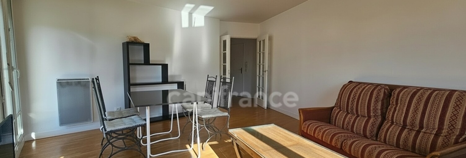 Appartement 3 Pièces 63 m² à louer à Saint-Cyr-l'École (78210)