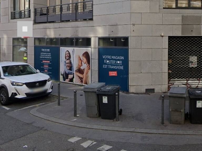 Dpt Rhône (69), à vendre murs LYON 9EME-MURS bureaux avec vitrine de 226m2 - Plain pied — photo 1