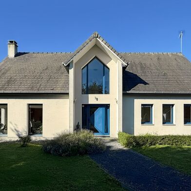 Maison 7 pièces 310000 €