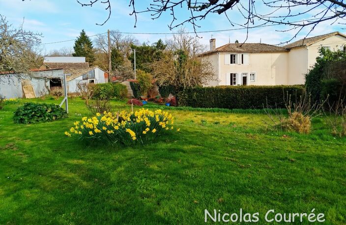 Maison à rénover – 191 m² – Fort potentiel – Environnement calme SAINT VINCENT LA CHATRE (79) — photo 2