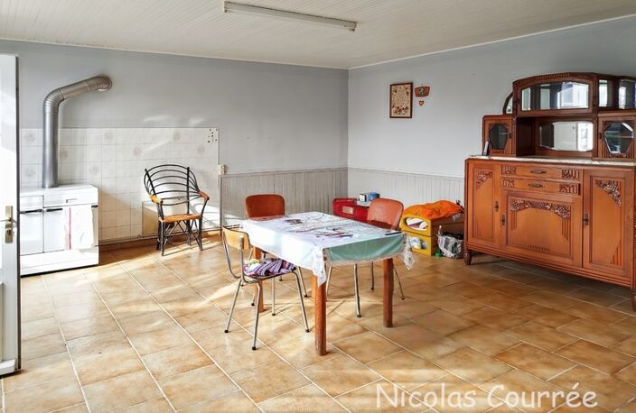 Maison à rénover – 191 m² – Fort potentiel – Environnement calme SAINT VINCENT LA CHATRE (79) — photo 4