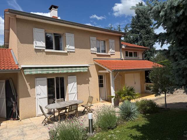 Chasselay village prisé - Maison de 155 m² - Piscine chauffée — photo du bien
