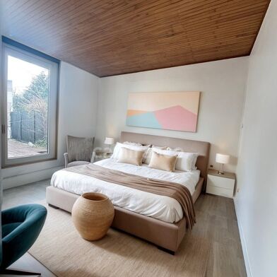 Appartement 5 pièces 210000 €