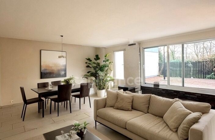 Appartement à vendre, 5 pièces de 105,74 m² avec une terrasse d'environ 18 m2, pour une famille qui aime l'espace ou pour un bel investissement locatif — photo 3