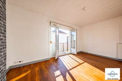 Appartement 3 pièces 135000 €