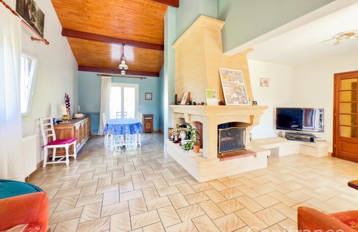 Cestas Quartier Pierrettes – Maison familiale 142 m², 5 chambres, à deux pas des écoles et commerces — photo 3