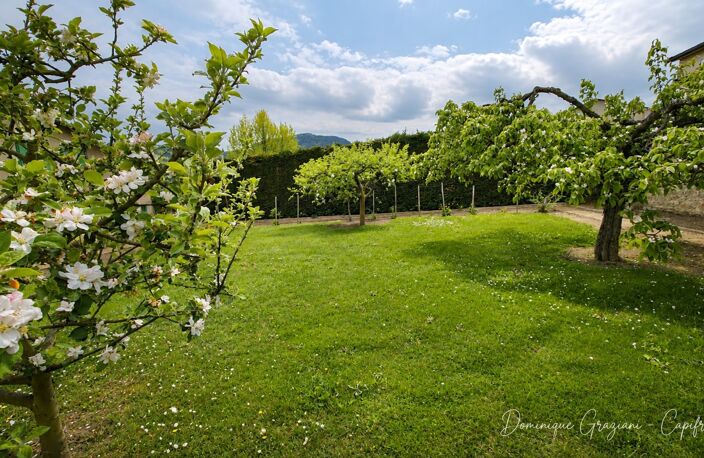 RETOURNAC CENTRE .Maison avec jardin proche de toutes commodités! — photo 3