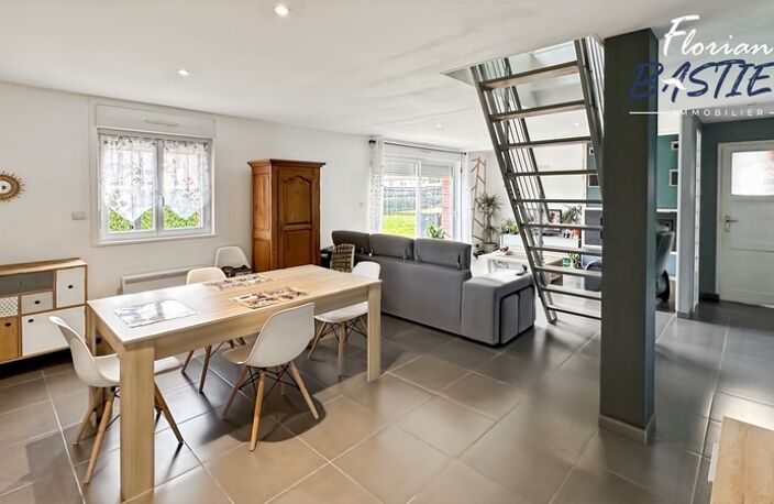 Maison individuelle à Artres – Le confort moderne dans un cadre résidentiel privilégié — photo 2