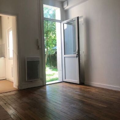 Appartement 2 pièces 591 €