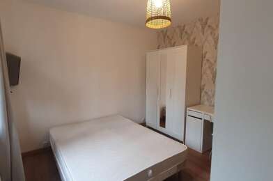 Appartement 5 pièces 590 €