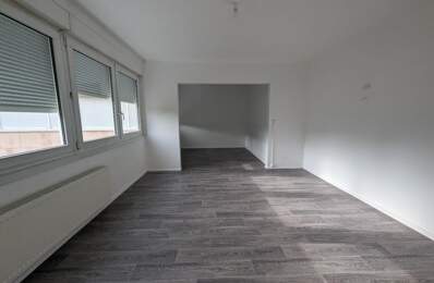 Location - Appartement T4 - 79m2 - Creutzwald — photo du bien