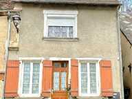 Maison de village et son jardin au pied du vieux château – Moulins-Engilbert — photo 2